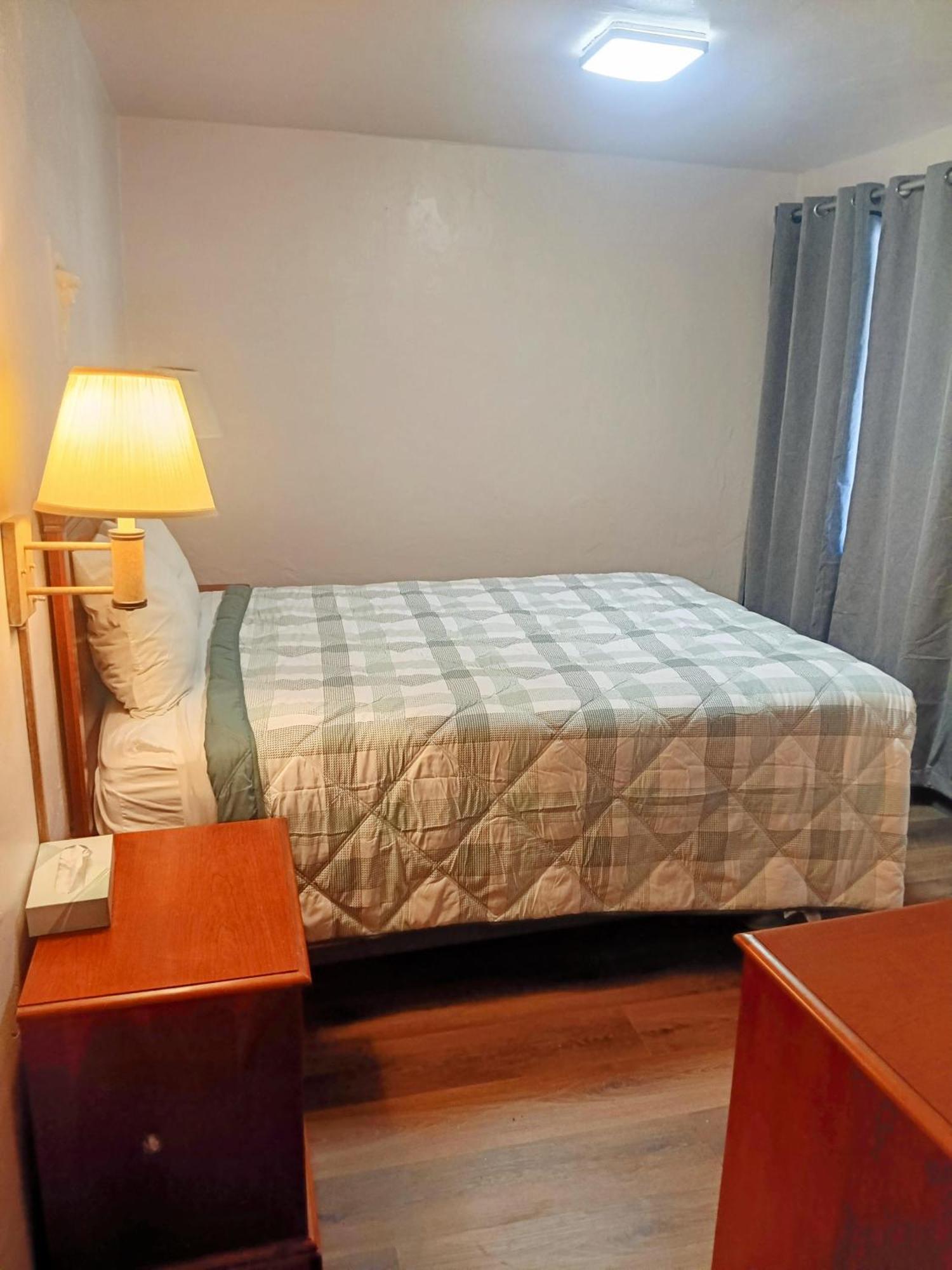 שאיין Sands Motel מראה חיצוני תמונה